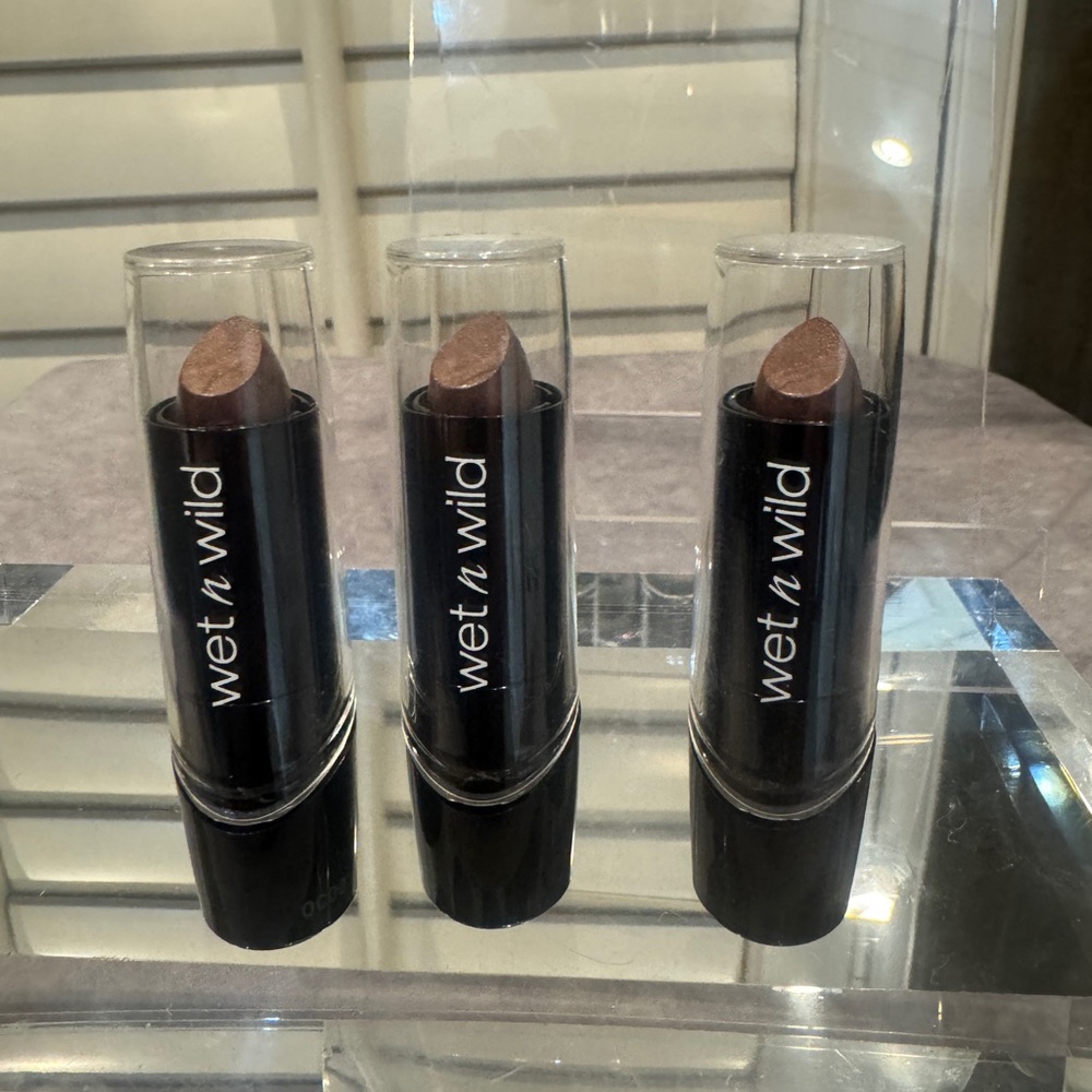 Wet n Wild lor Trio of Rich Brown Lipsticks 533D